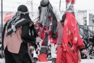اجرای نمایش روضه ” تیرها ” گروه بین المللی روضه نمایش اهل بیت (ع)