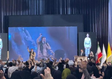 حماسه ی دیگر از بیسیم‌ چی در کنگره ۱۲۲ شهید مدافع حرم استان البرز + فیلم + تصاویر